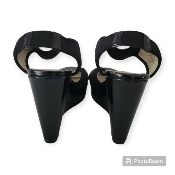 Adrienne Vittadini Black Fabric Open Toed Wedges  Size 7 - Picture 6 of 6